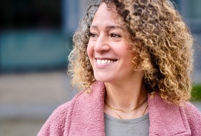 14 - Amelle Kouachi - 45 ans - Assistante d'éducation